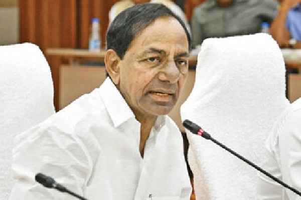 KCR and Harish Rao meet amid Kaleshwaram probe notices. Both are to appear before commission investigating barrage irregularities.