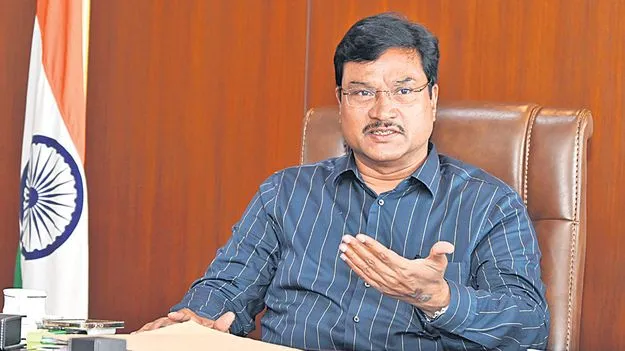 HYDRA plays a key role in addressing flood victim issues in Hyderabad. The new HYDRA Police Station in Secunderabad was inaugurated along with the launch of new vehicles and equipment.