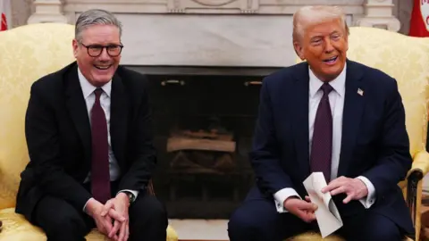 A historic trade deal has been struck between the USA and the UK. Trump and Starmer officially announced the deal, strengthening trade relations between the two nations.