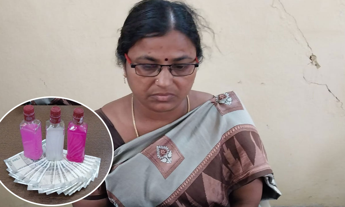 A woman panchayat secretary in Sangareddy was caught red-handed by ACB while accepting a bribe of ₹8,000 for official work on Monday.